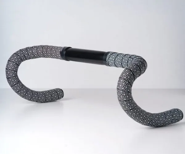 BTP HP Gripping Bar Tape (Plus Square Black)