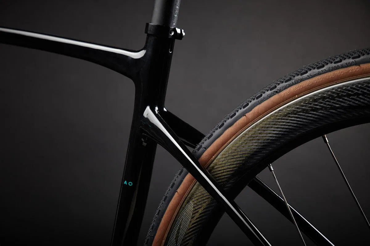 Chapter2 AO Disc Brake Frameset (Matt/Gloss Black)