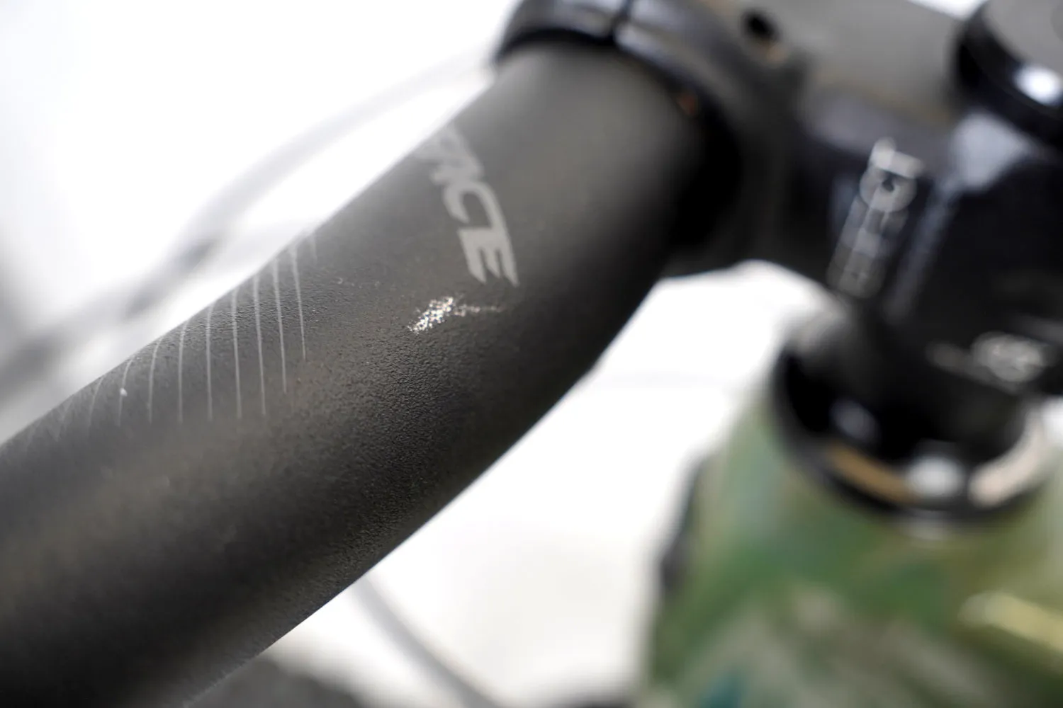 Ex Demo - Polygon Collosus N9 - Mountain Bike L5
