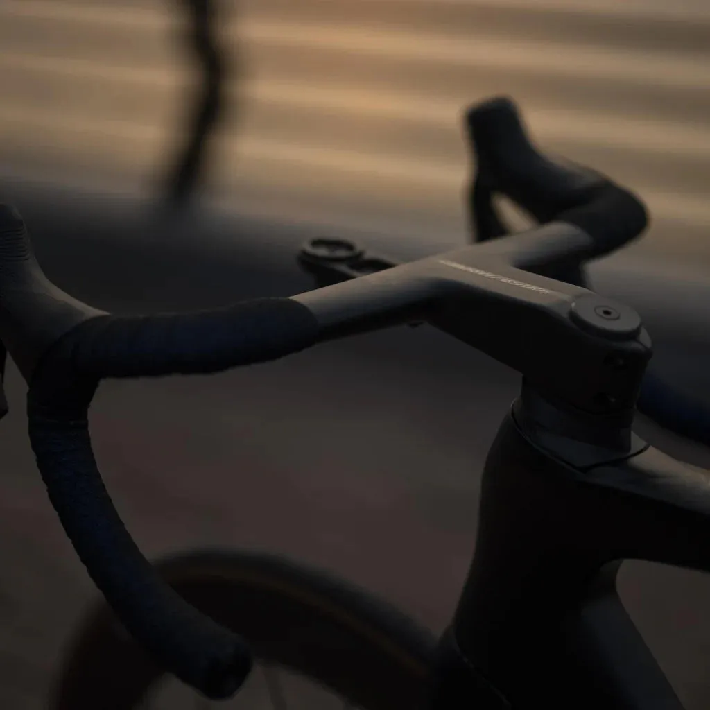Farsports F1s Drop Handlebar (Black)