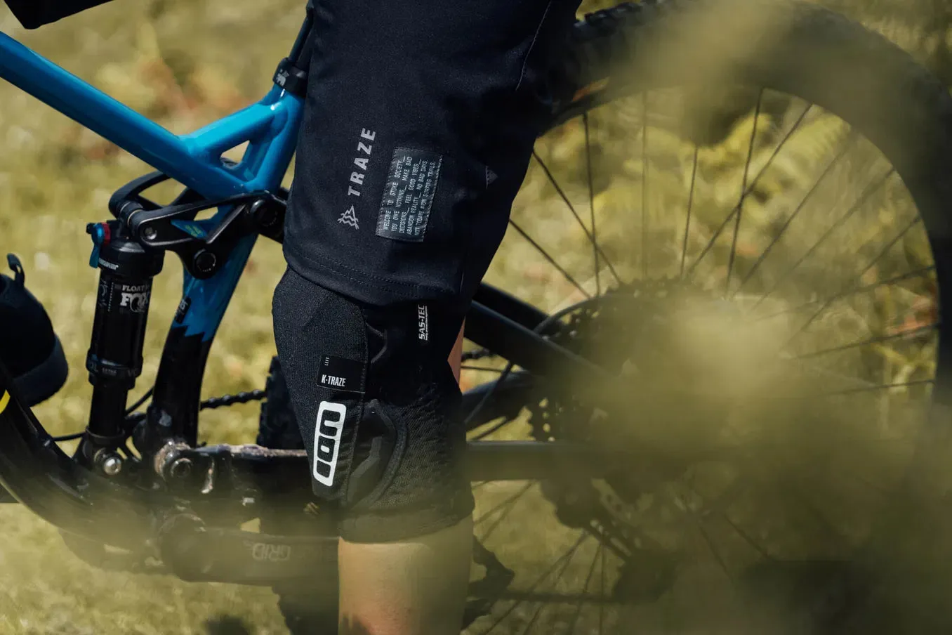 ION K-Traze Knee Pads