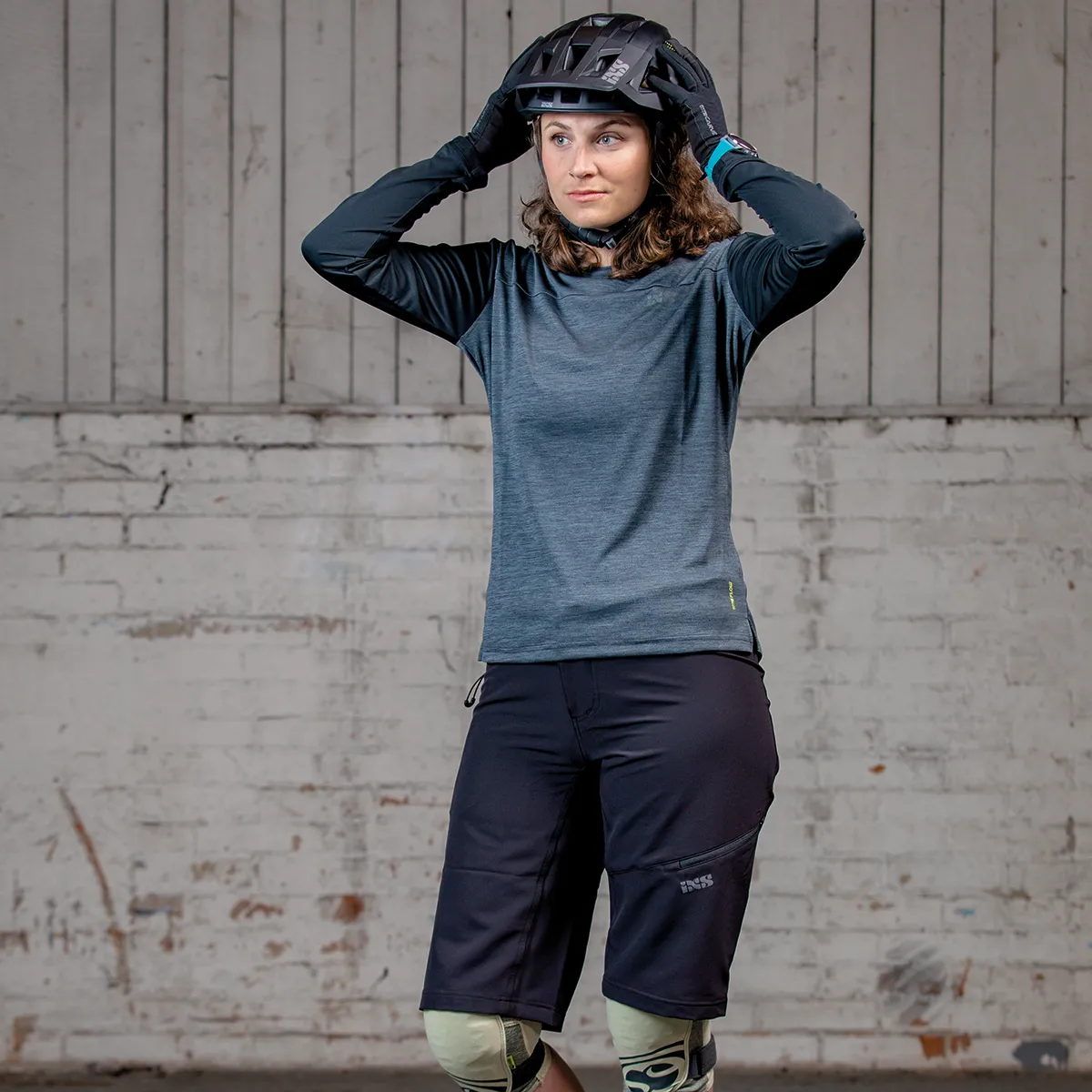iXS Women's Carve EVO Shorts
