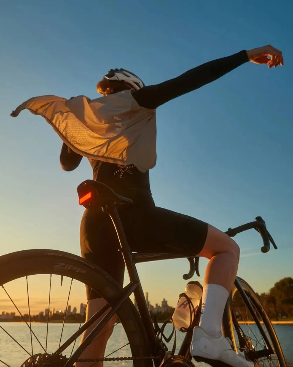Knog Blinder Link Saddle Mount Rear Light