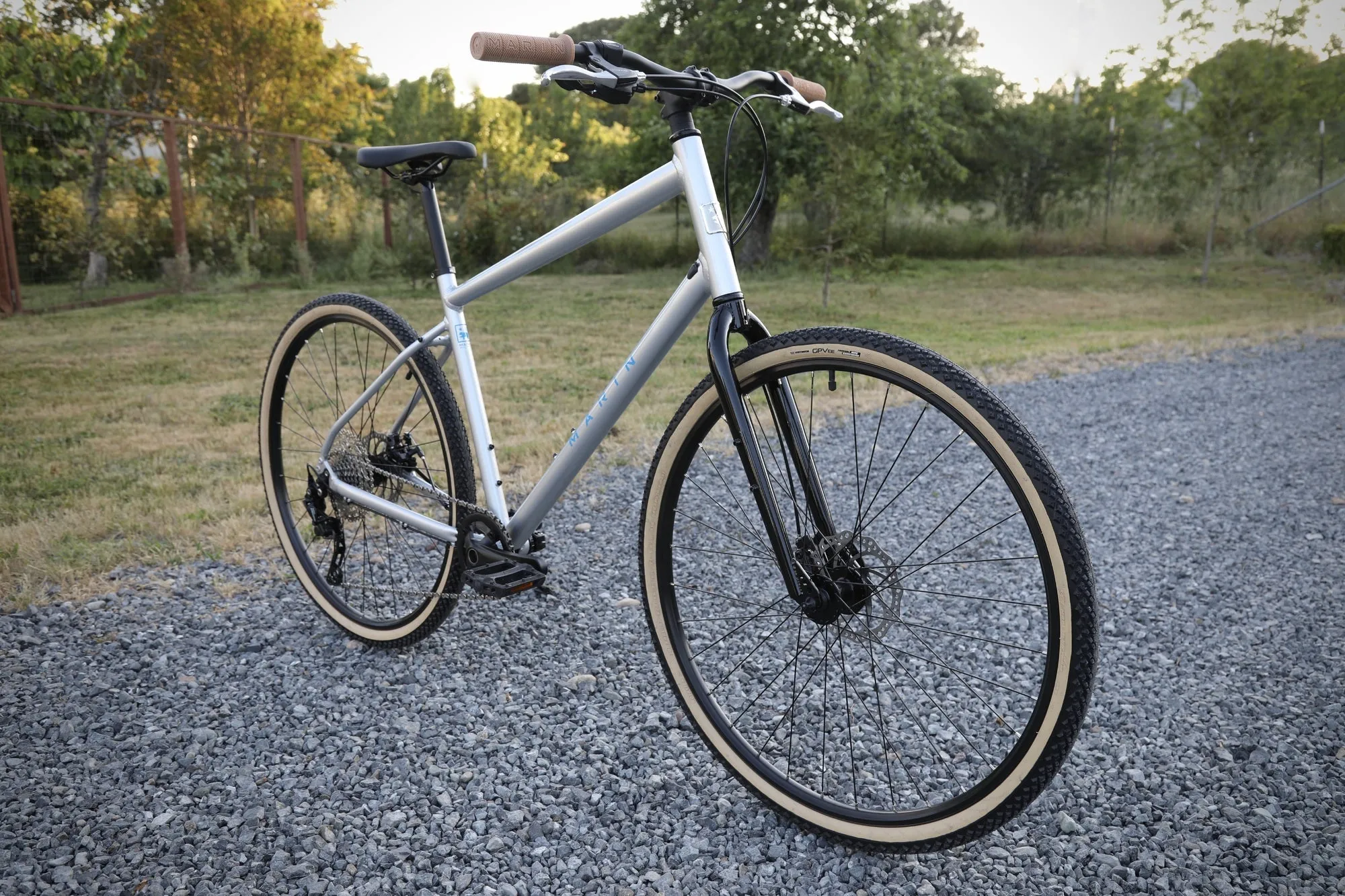 Marin Kentfield 2 - Hybrid Bike
