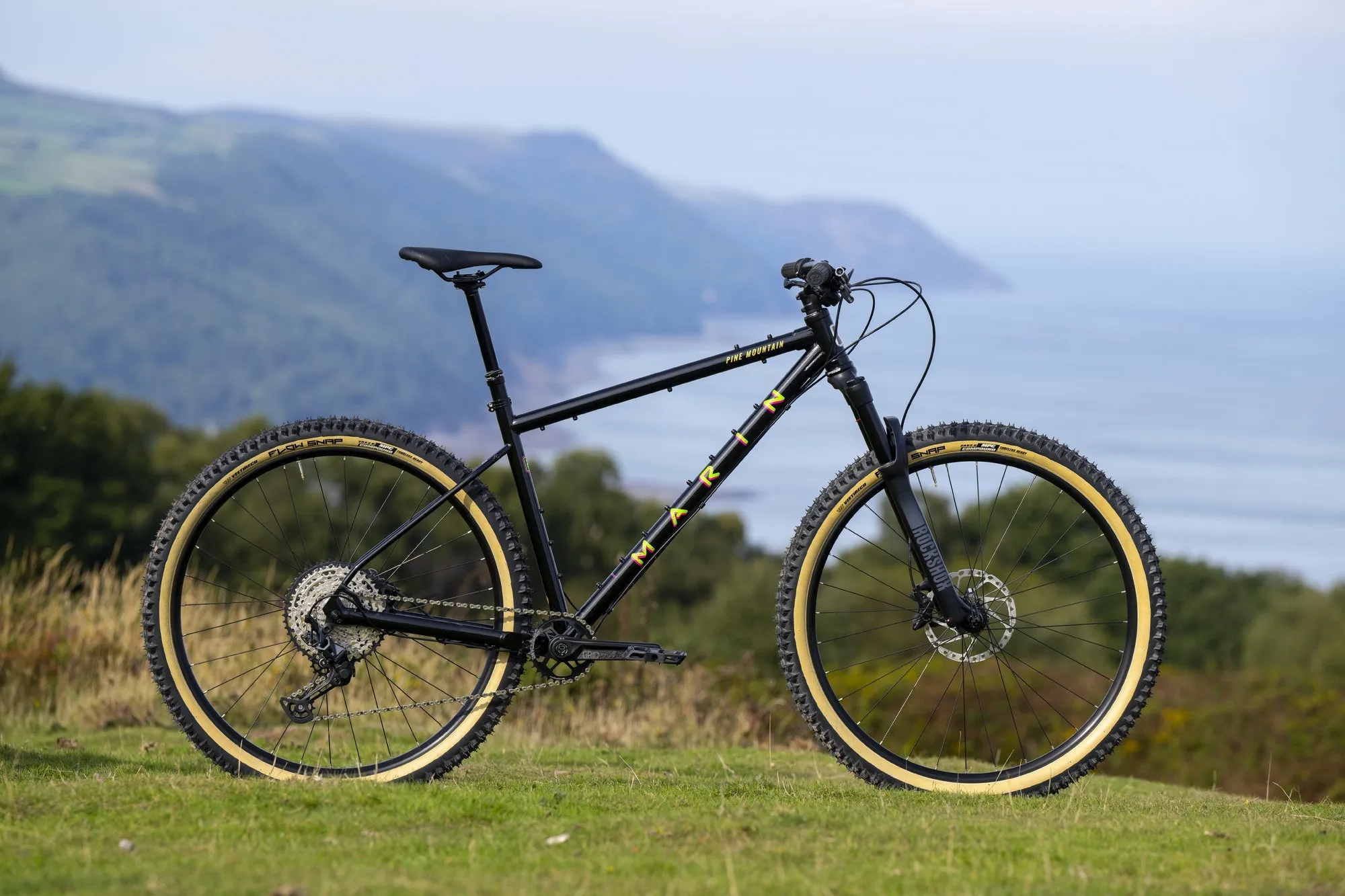 Marin Pine Mountain 2 - Adventure Mountain Bike