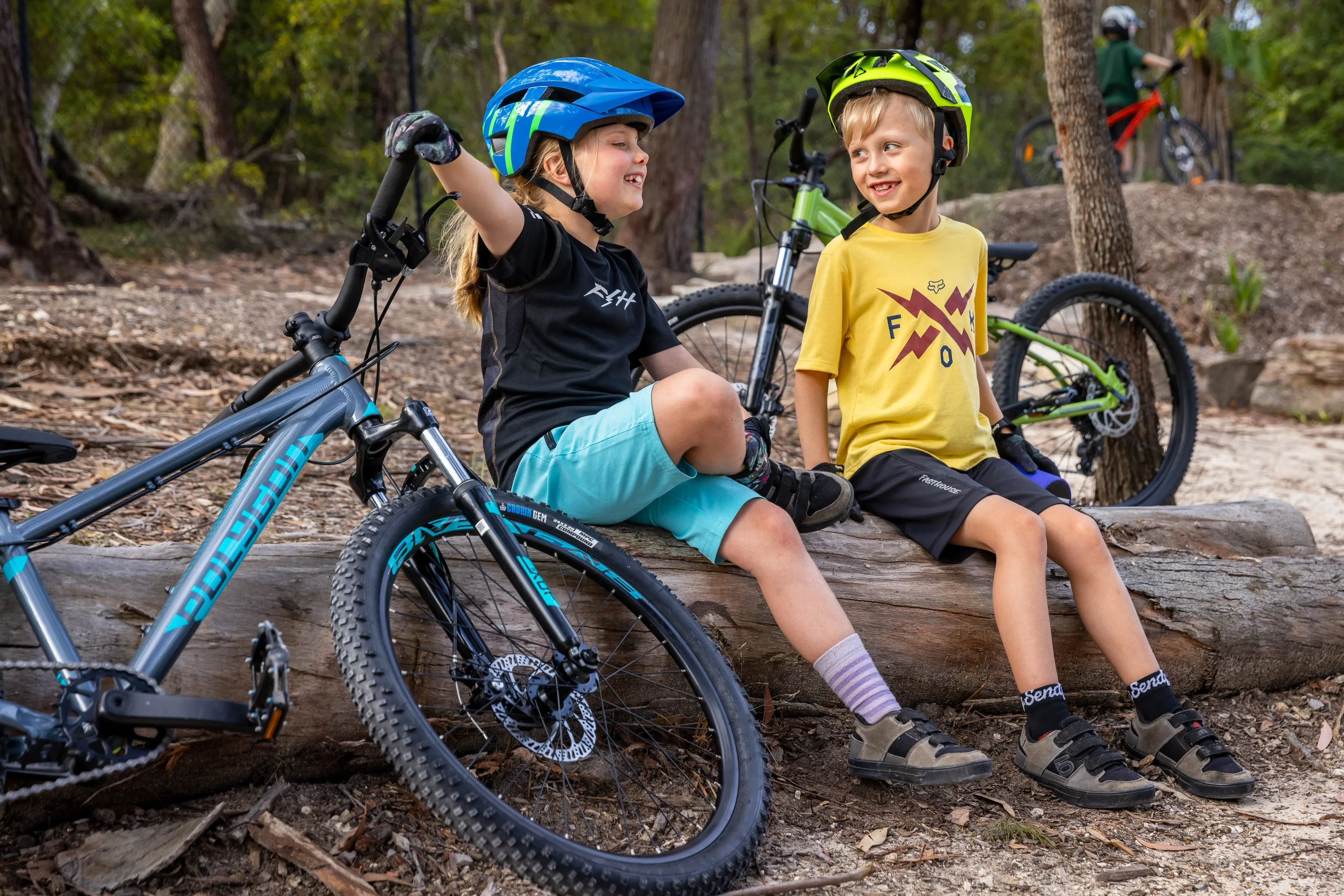 Polygon Premier 24 XC Disc - Kids Mountain Bike