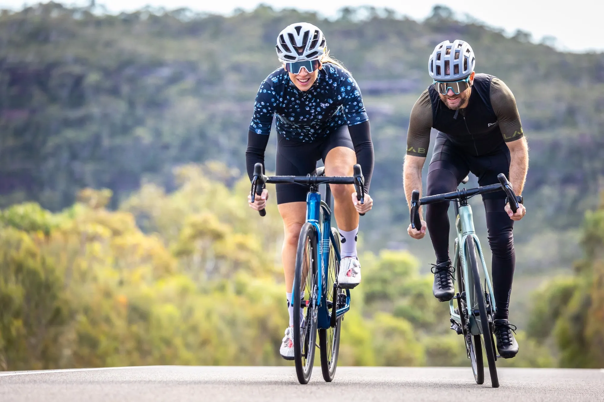 Polygon Strattos S8X - Ultegra Di2 Carbon Road Bike