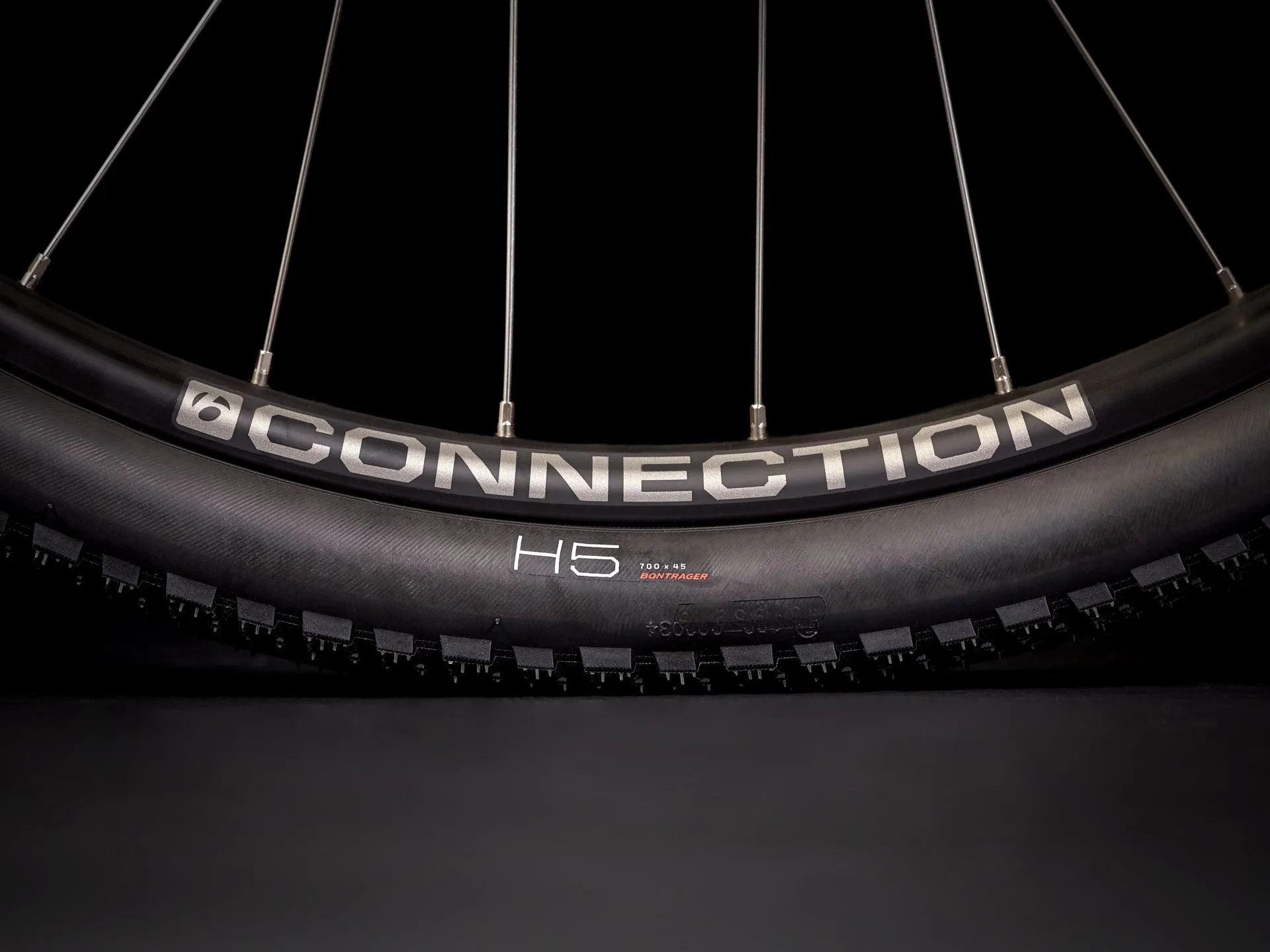 Trek Verve 2 Disc Hybrid (Rage Red)